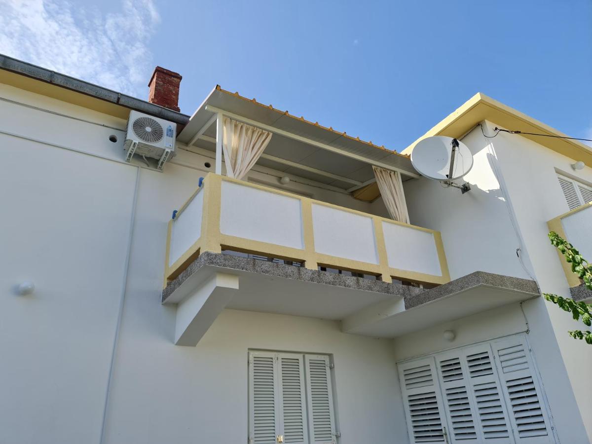Apartmani I Sobe Jusic Раб Екстериор снимка